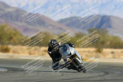 media/Jan-09-2022-SoCal Trackdays (Sun) [[2b1fec8404]]/Turn 14 (10am)/